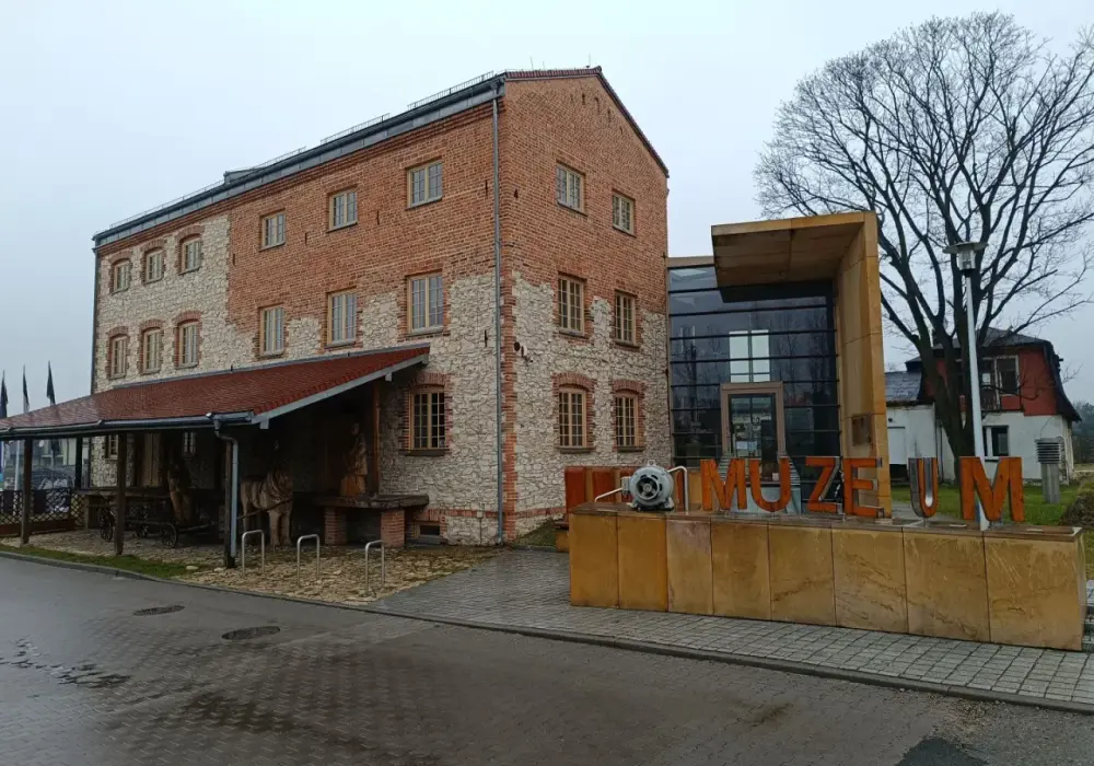 Muzeum Stary Młyn Żarki: Odkryj Dawne Rzemiosła Interaktywnie