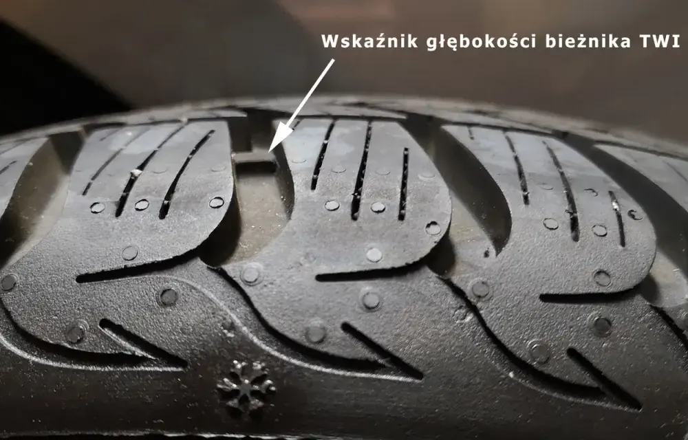 Nowa opona zimowa: ile mm bieżnika? Sprawdź, czy są bezpieczne