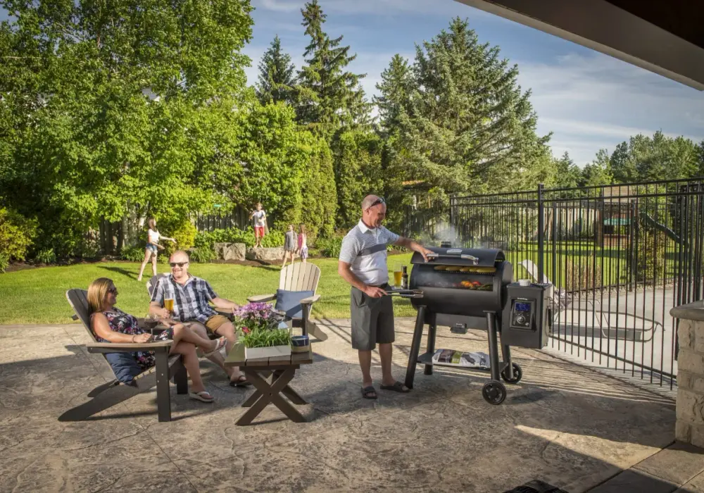 Jaki grill z wędzarnią wybrać - Poradnik eksperta