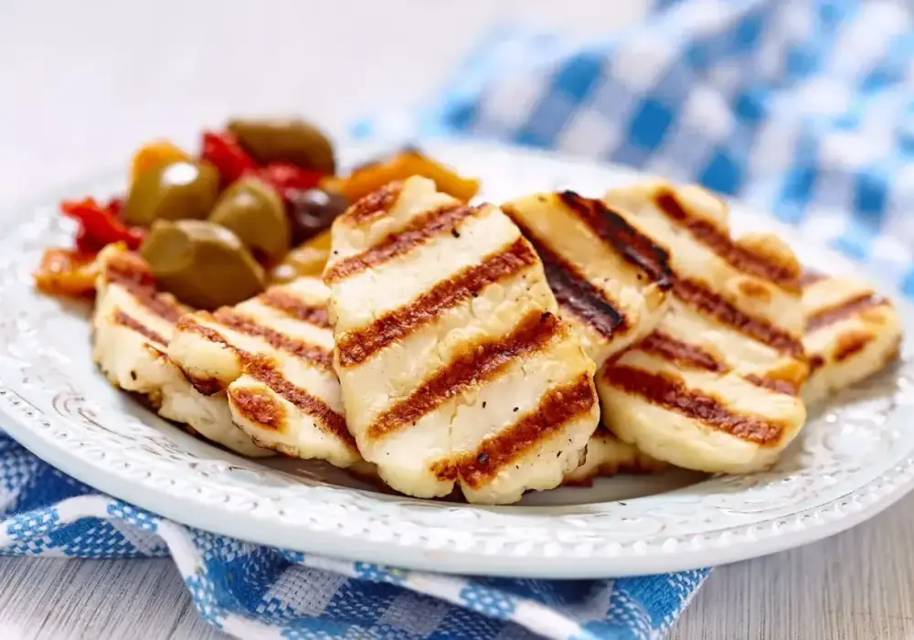 Halloumi kcal - Czy na diecie to pułapka? Sprawdź!