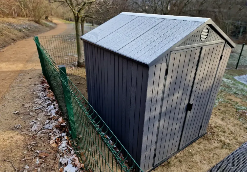 Dom przy granicy działki - 4m, 3m, 1.5m. Uniknij błędów!