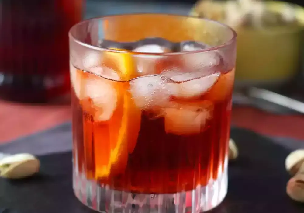 Jak zrobić idealne Negroni? Przepis, składniki i błędy.