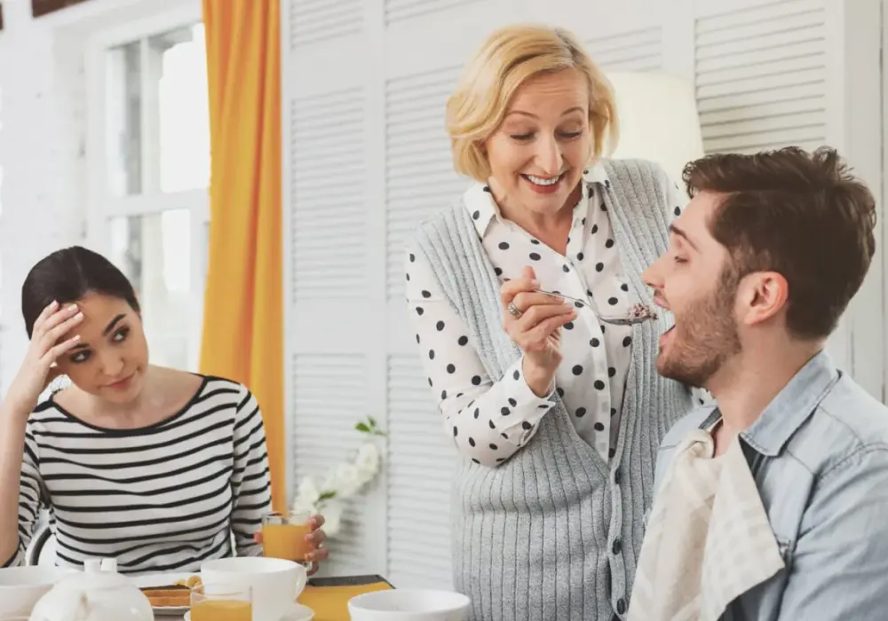 Dorosły syn uzależniony od matki? Odzyskaj granice!