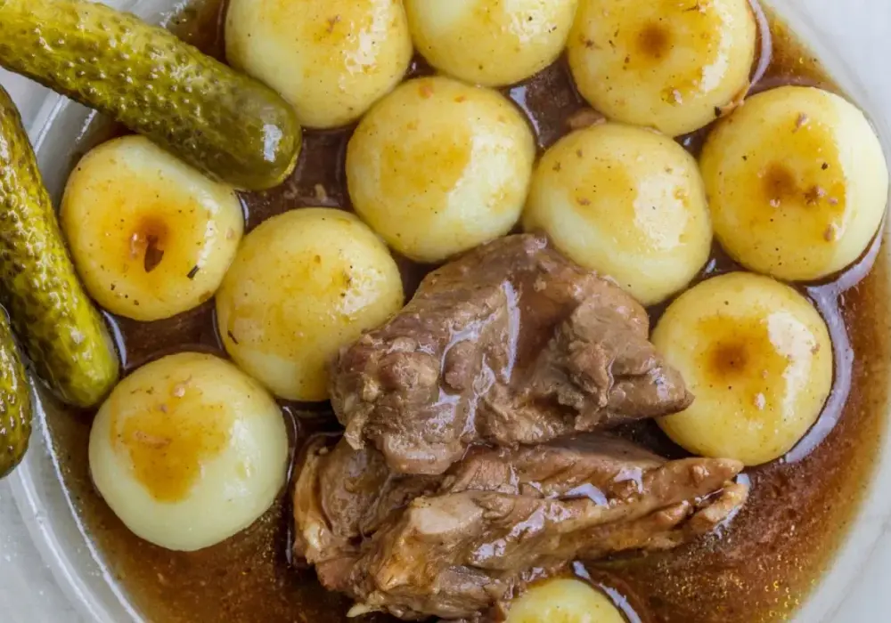 Jak podgrzać kluski śląskie, aby nie straciły smaku i konsystencji
