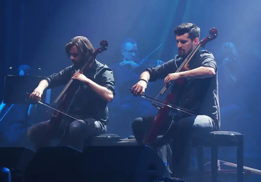 Ile trwa koncert 2Cellos? Oczekiwania i zaskoczenia podczas występu