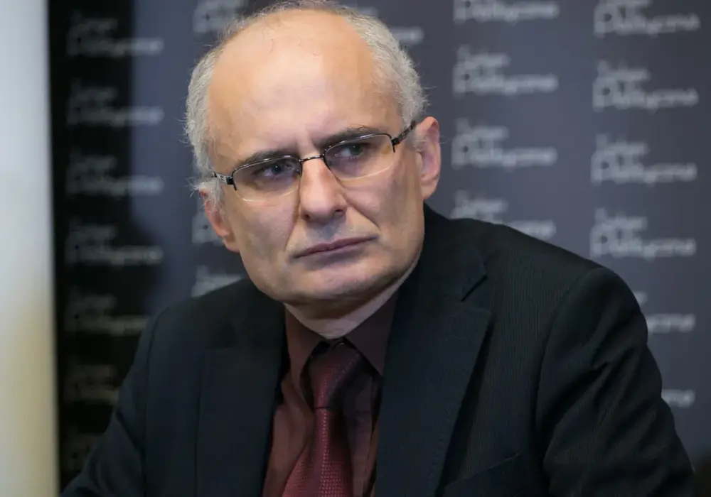 Kontrowersyjny historyk: Kim naprawdę był Dariusz Ratajczak?