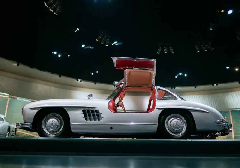 Mercedes 300 SL Gullwing - Dlaczego stał się ikoną i ile kosztuje?