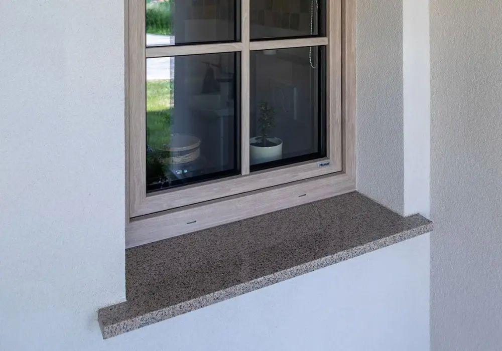 Ile za montaż parapetów zewnętrznych - uniknij ukrytych kosztów