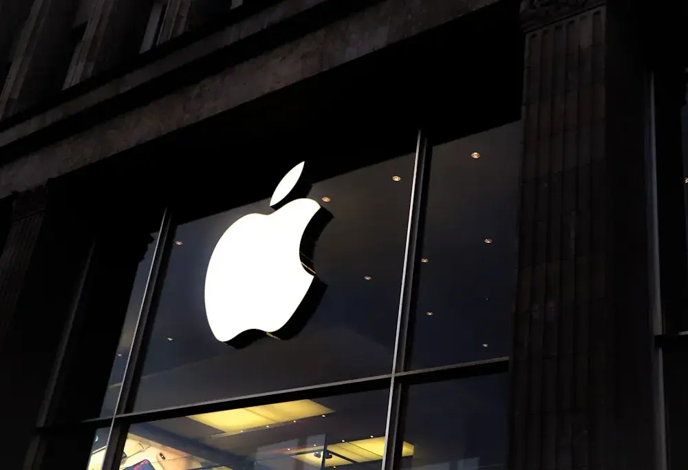 Etui iPhone 16 – czym charakteryzują się najlepsze produkty?