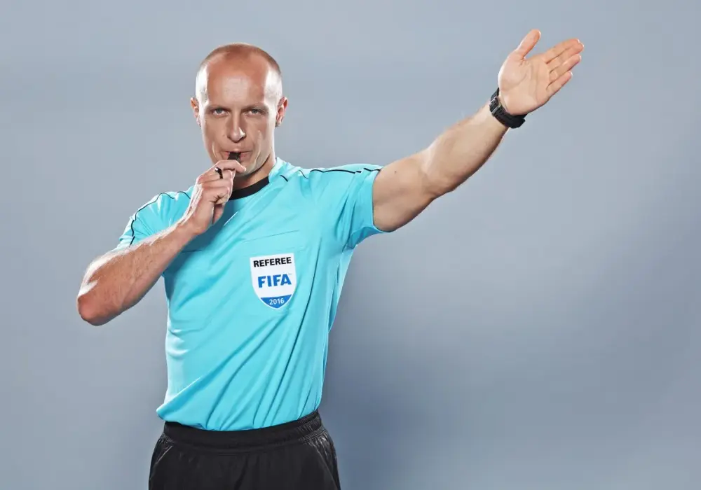 Sędzia Szymon Marciniak arbitrem w rozpoczęciu rundy najwyższej klasy rozgrywkowej!