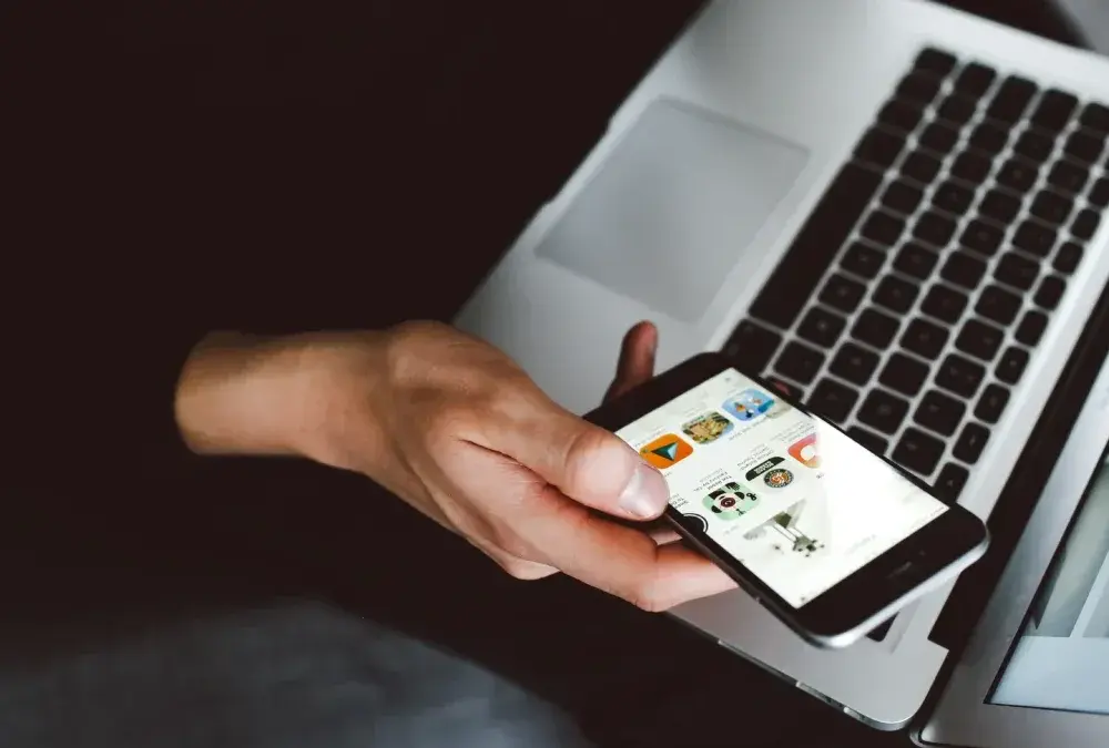 Co to jest backup iPhone i jak zabezpieczyć swoje dane przed utratą