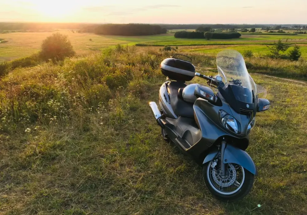 Najlepsze trasy motocyklowe w Mazowszu: odkryj ukryte skarby