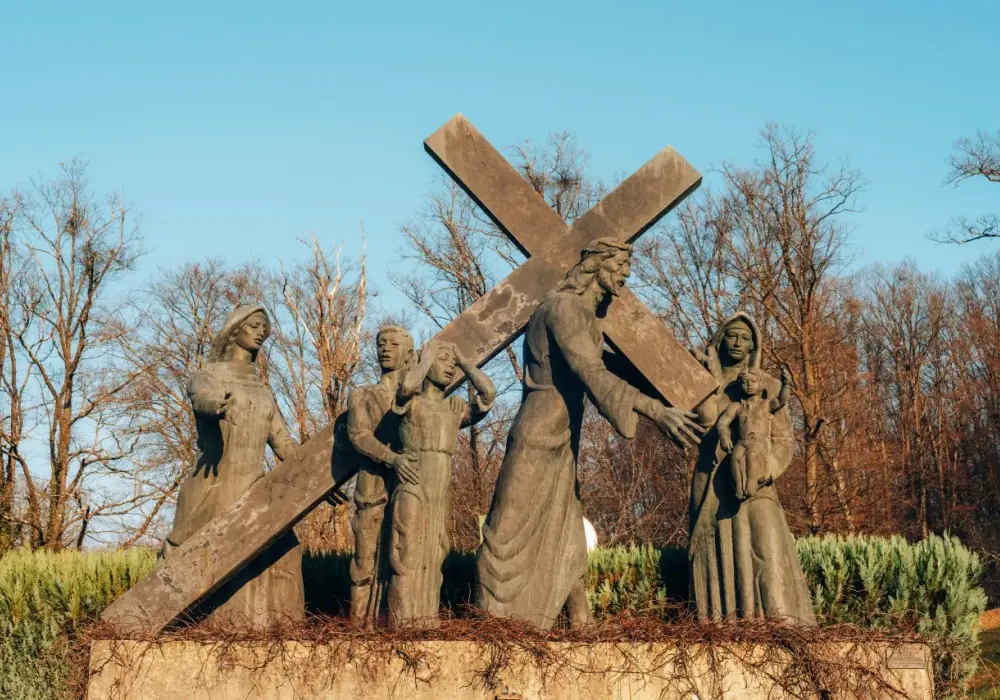Jakie są symbole wielkiego postu i ich znaczenie w tradycji