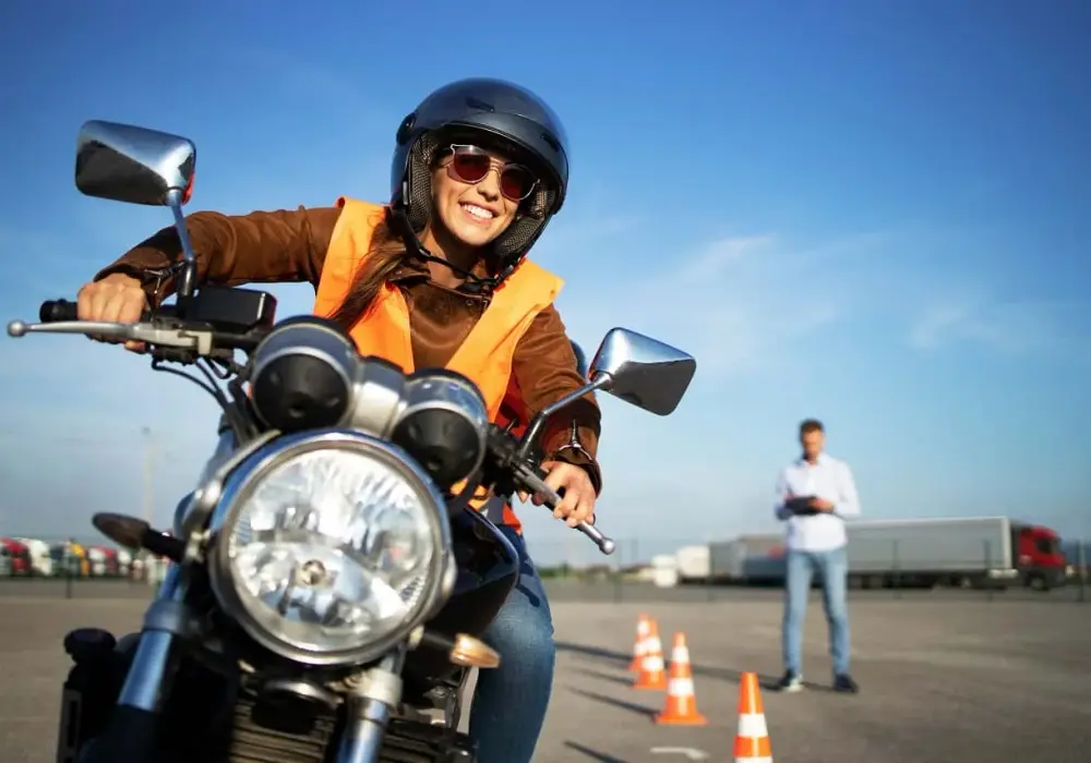Ile kosztuje prawo jazdy na motor? Sprawdź pełny koszt