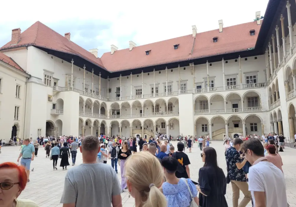 Bilety na Wawel - ceny, zniżki, pakiety. Wybierz mądrze!