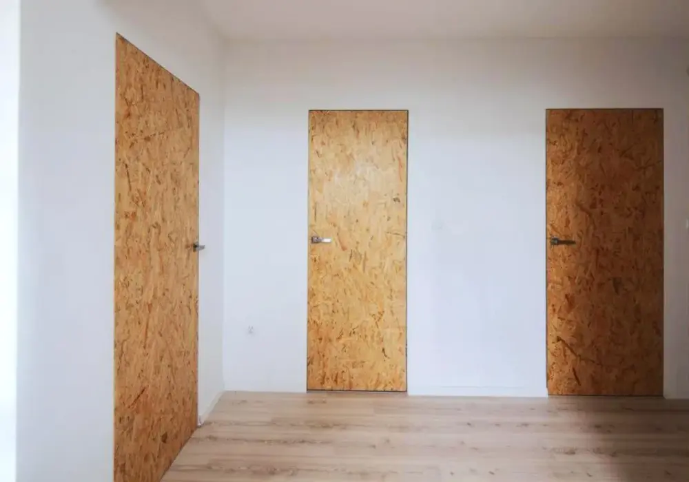 Jak zrobić drzwi z OSB - Oszczędne i trwałe rozwiązanie DIY