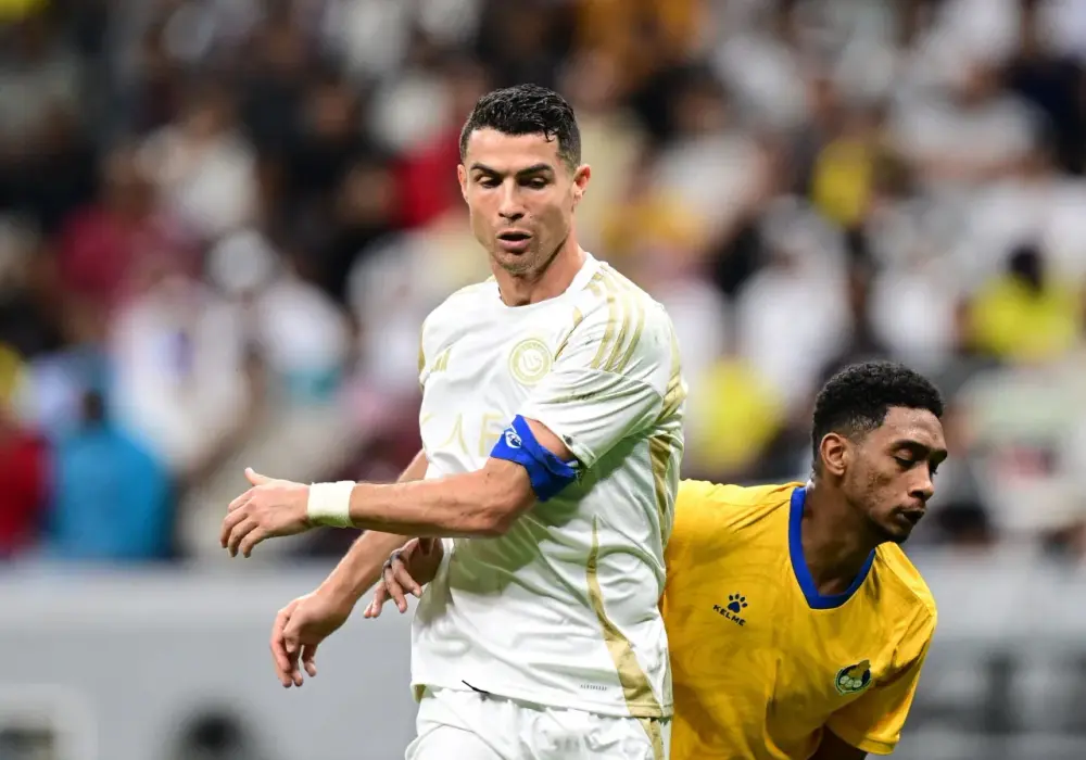 Ile zarabia Cristiano Ronaldo na godzinę? Zaskakujące fakty o jego pensji