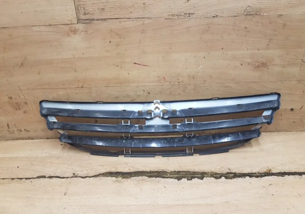 Grill Citroen C3 - Odkryj różne opcje i ceny części do Twojego auta