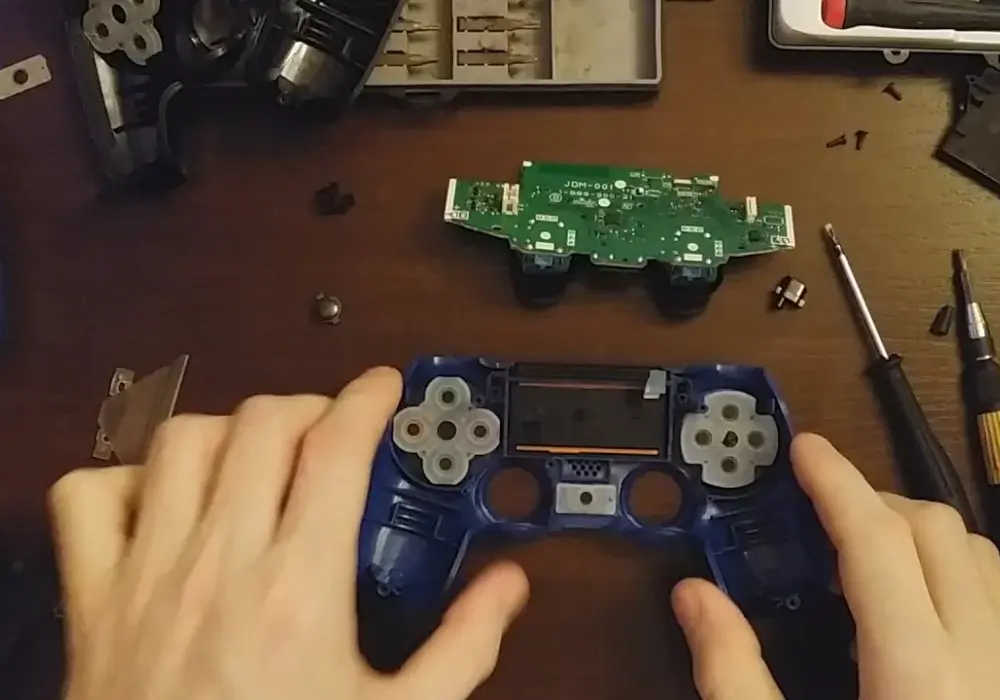 Jak naprawić pada ps4 - skuteczne rozwiązania dla najczęstszych problemów