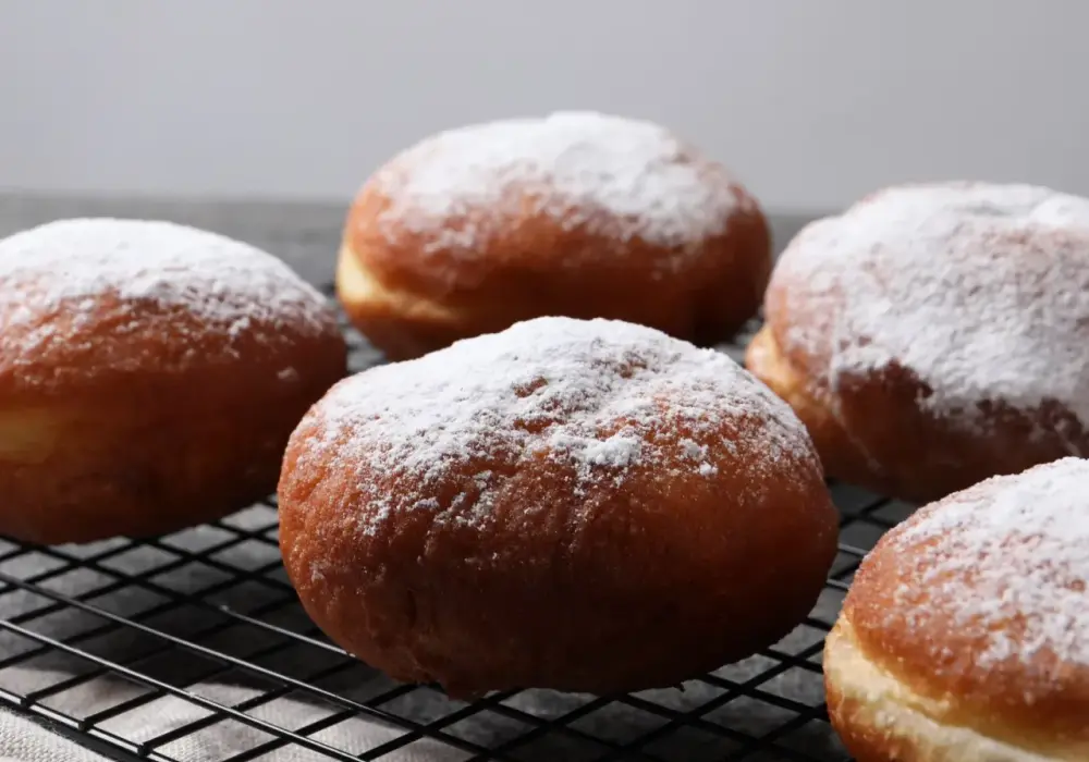 Szybkie pączki z piekarnika - lekkie i puszyste bez smażenia!