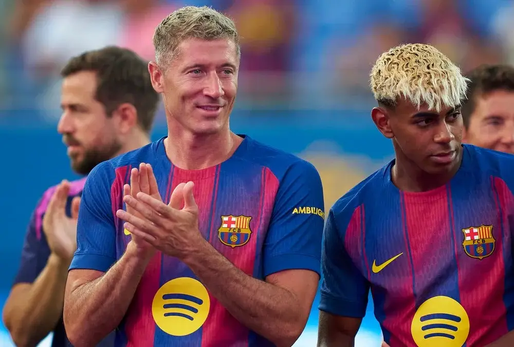 FC Barcelona Polska: Kiedy Lewandowski zagra w kraju?
