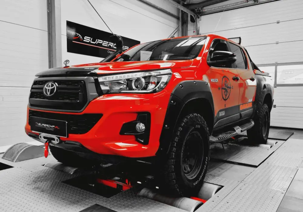 Toyota Hilux tuning - najpopularniejsze modyfikacje i sposoby na wzrost mocy