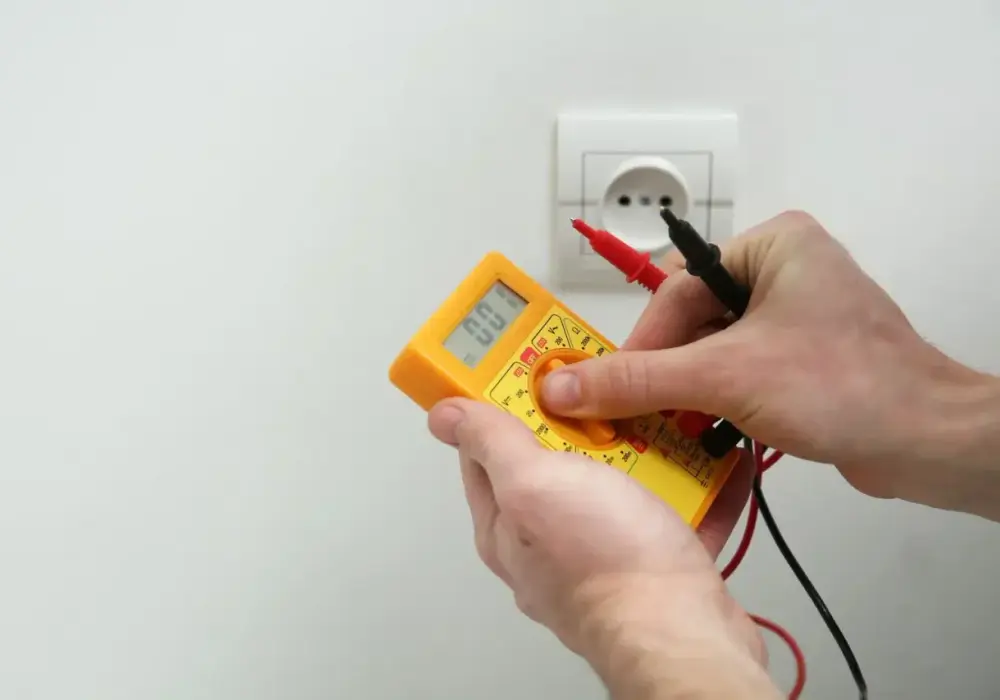 Moc elektryczna - Jak ją rozumieć i liczyć w domu?
