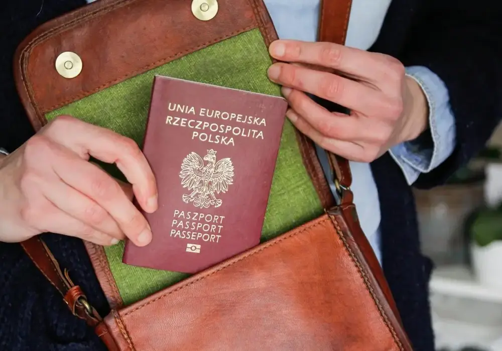 Kredyt na paszport w Polsce? Sprawdź, czy to możliwe!