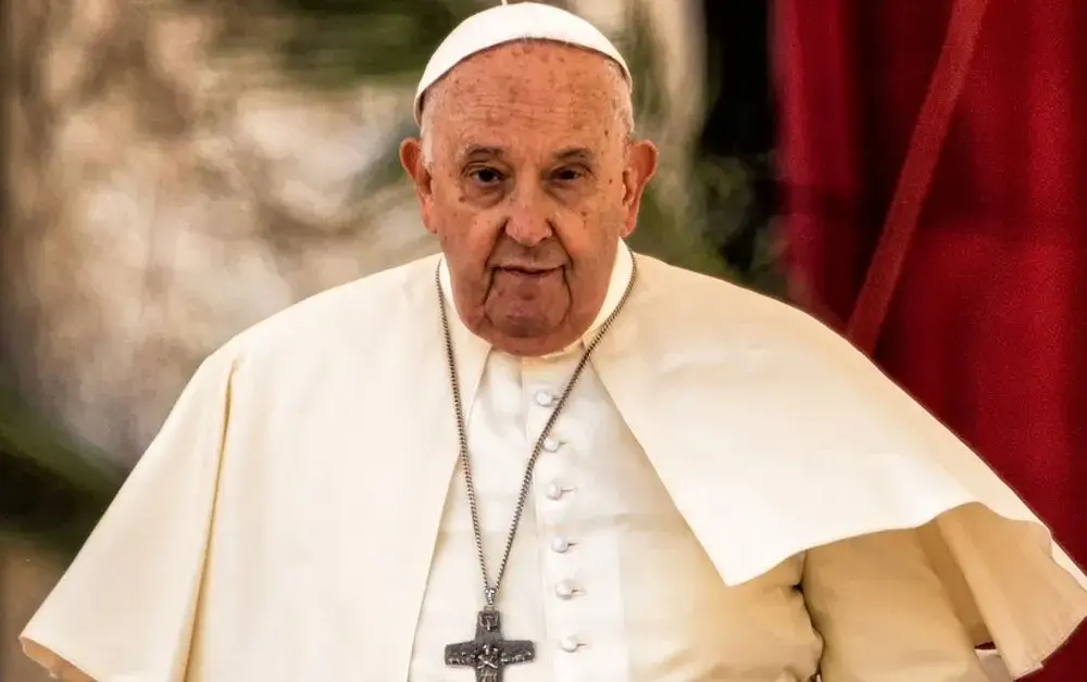 Ile języków zna papież Franciszek i jak wpływają one na jego pontyfikat?