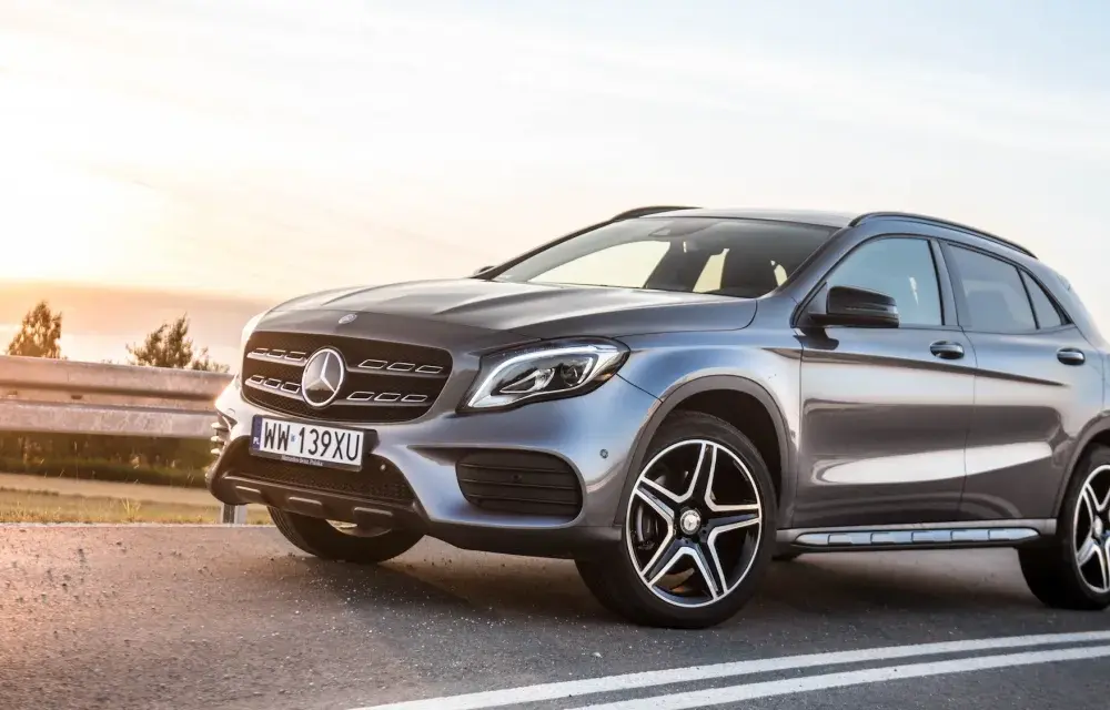 Mercedes GLA 220 4MATIC - Czy to idealny SUV dla Ciebie?