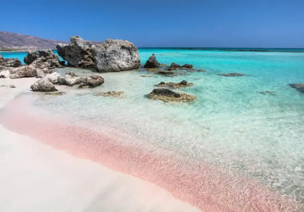 Elafonisi beach na Krecie - kiedy jechać i z czym ją połączyć