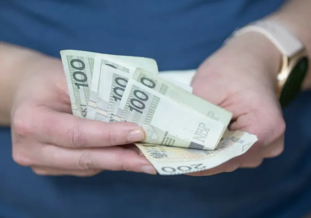 800 plus: Zmiana automatyczna! Kiedy złożyć nowy wniosek?