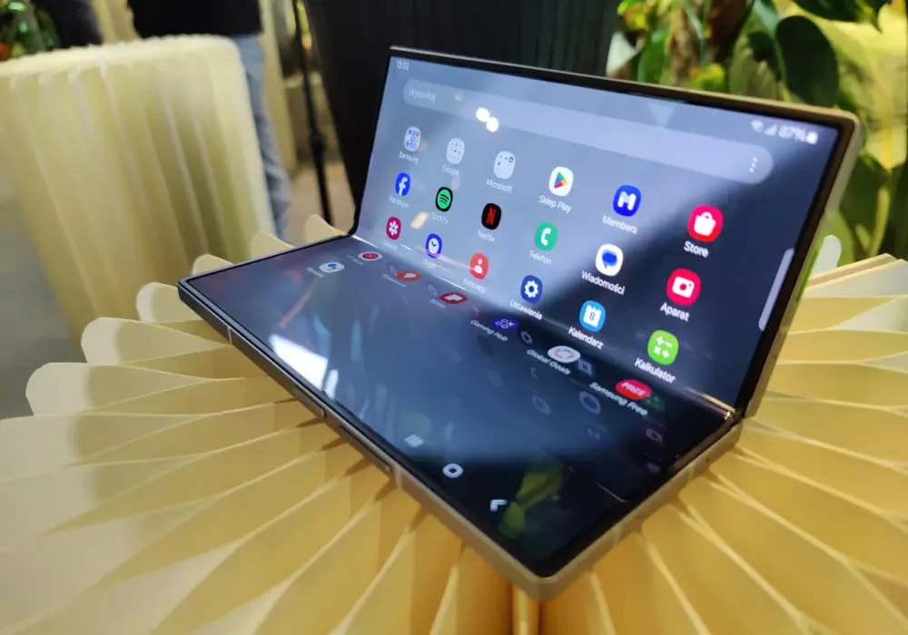 Aplikacja wiadomości Samsung czy Google: co wybrać, by nie żałować?