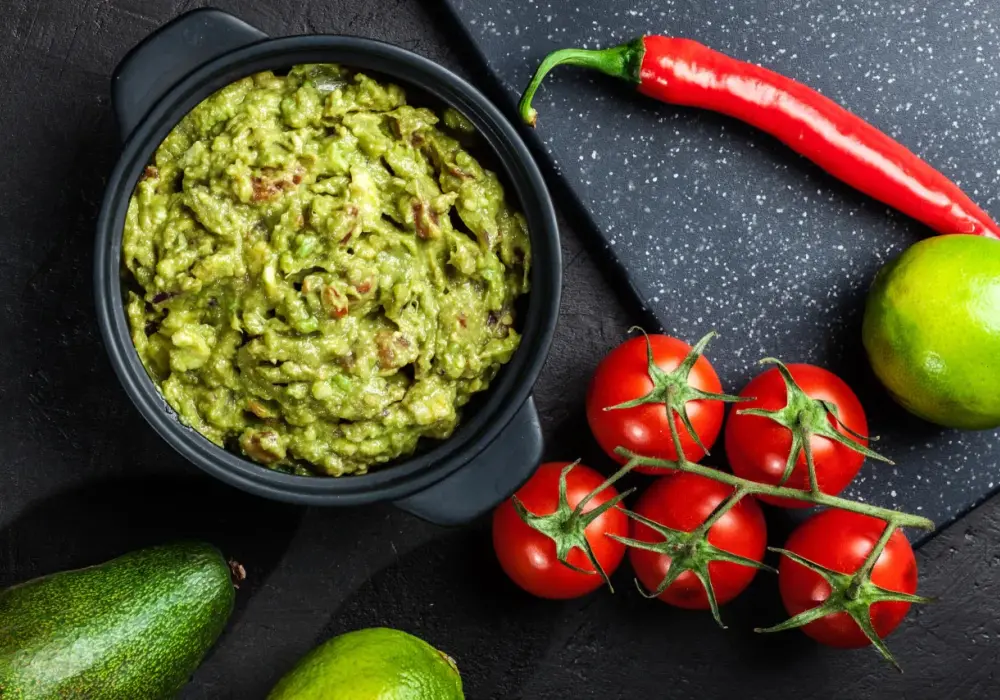 Jak zrobić guacamole na szybko - prosty przepis w 10 minut