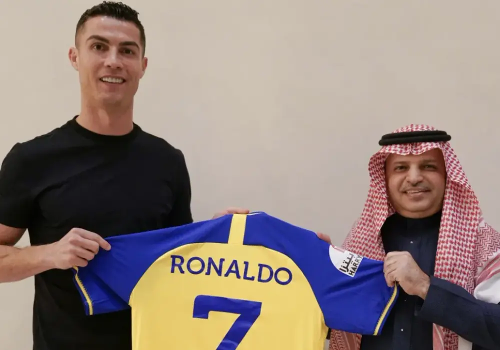 Ile zarabia CR7? Zaskakujące dochody Cristiano Ronaldo w Al-Nassr