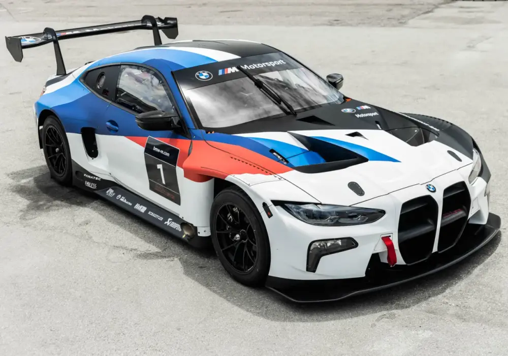 BMW M4 GT3 - Niezrównane osiągi i nowoczesne technologie wyścigowe