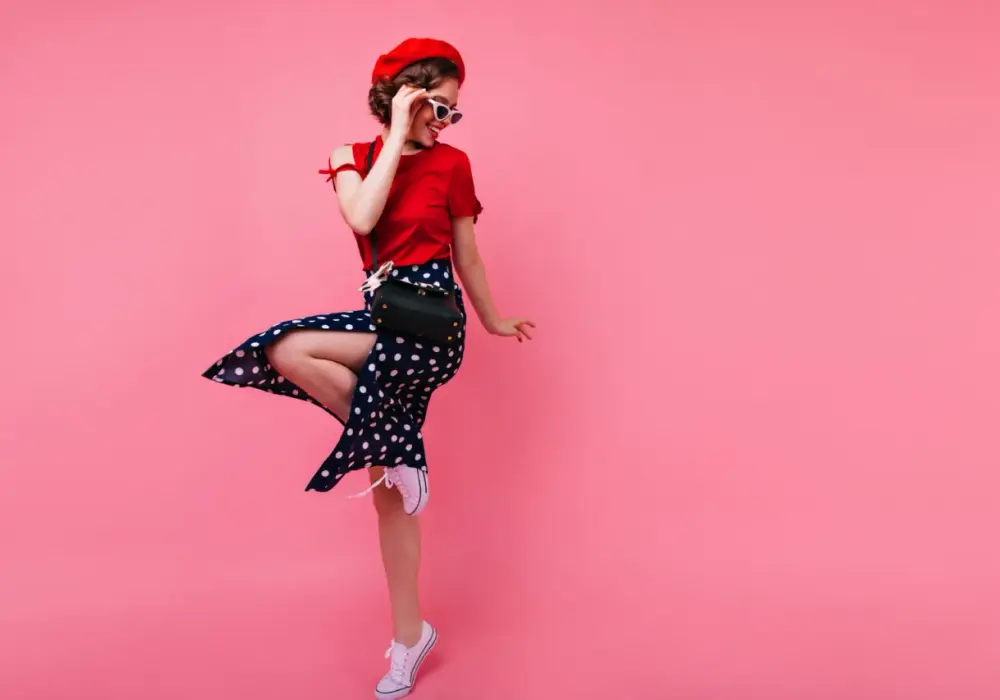 Styl pin-up na co dzień - jak nosić retro look z lekkością