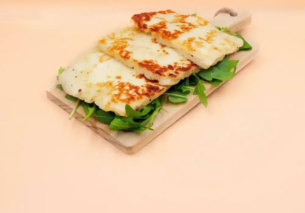 Halloumi - jak smażyć i z czym łączyć? 5 szybkich przepisów