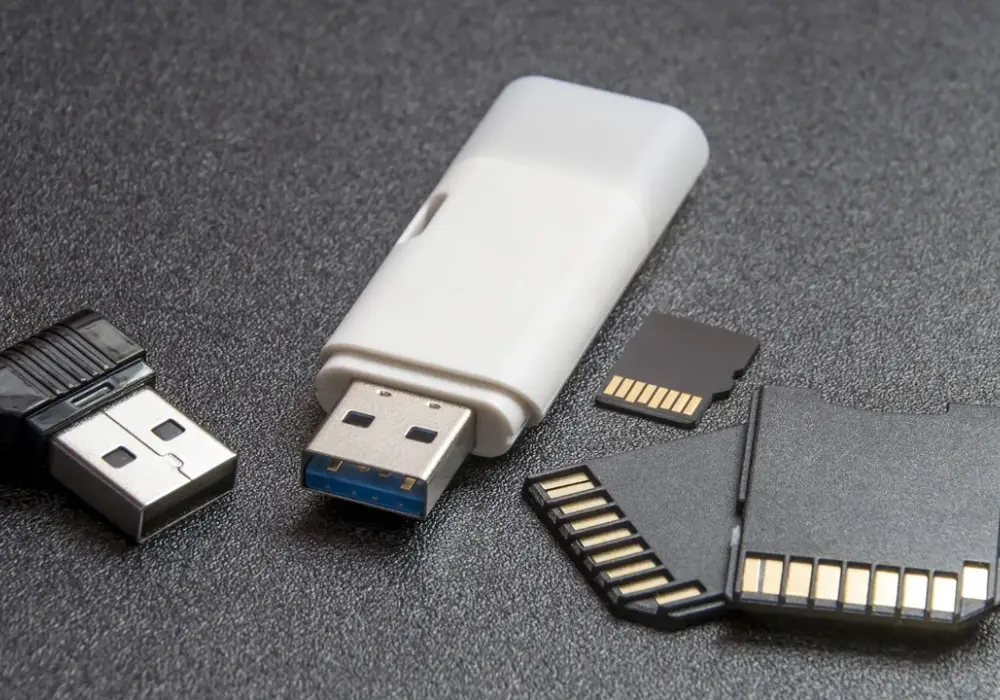 Jak zmienić nazwę pendrive - proste sposoby bez formatowania