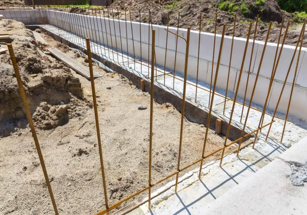 Łączenie zbrojenia na zakład: unikaj błędów i oszczędzaj materiał