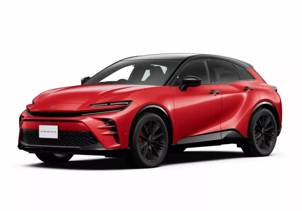 Toyota Crown Sport - czy warto importować ten model?