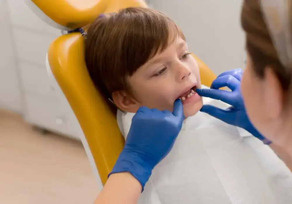 Zapalenie dziąseł u dziecka - objawy i kiedy iść do dentysty