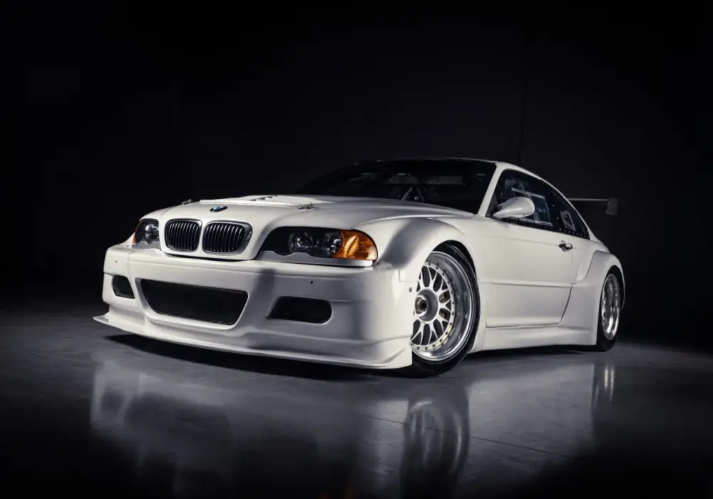 BMW M3 GTR - Legenda, która wygrywała. Poznaj jej historię!
