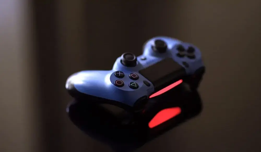 Niezbędne Gadżety do PS4: Wybór redakcji dla każdego zapalonego gracza