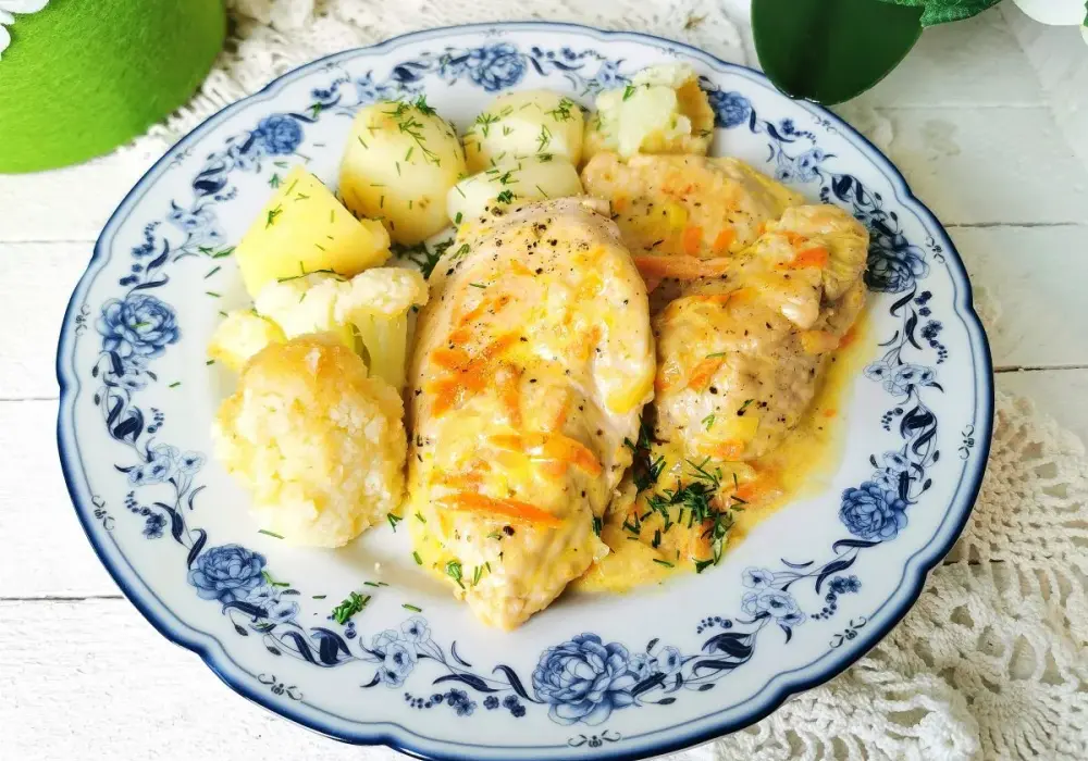 Filet z indyka w sosie własnym - Jak zrobić, żeby był soczysty?