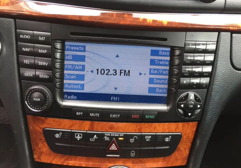 Gdzie jest moduł Bluetooth w Mercedesie W211? Oto co musisz wiedzieć