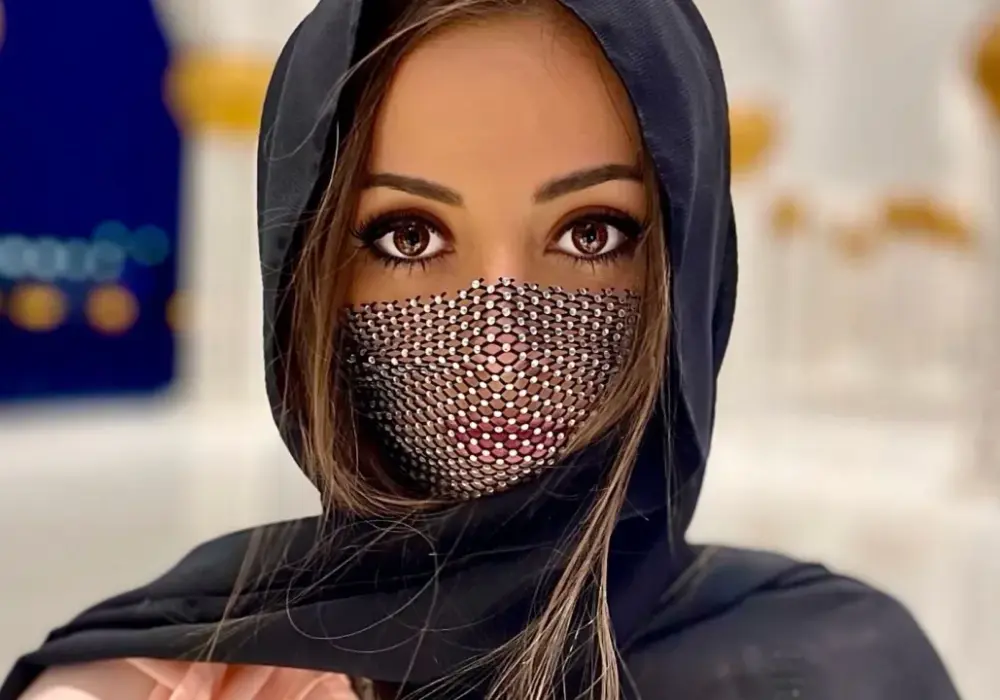 Dubaj - ubiór turystki. Rozwiewamy mity, pakujemy walizkę