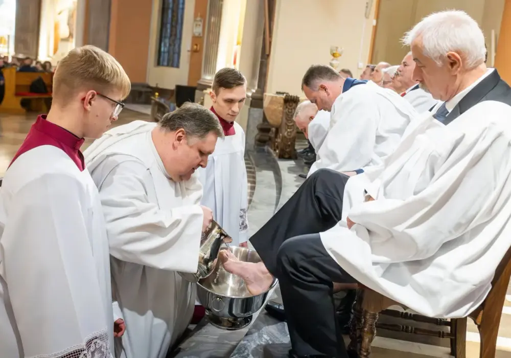 Msza Wieczerzy Pańskiej: Przebieg, Znaczenie i Symbolika