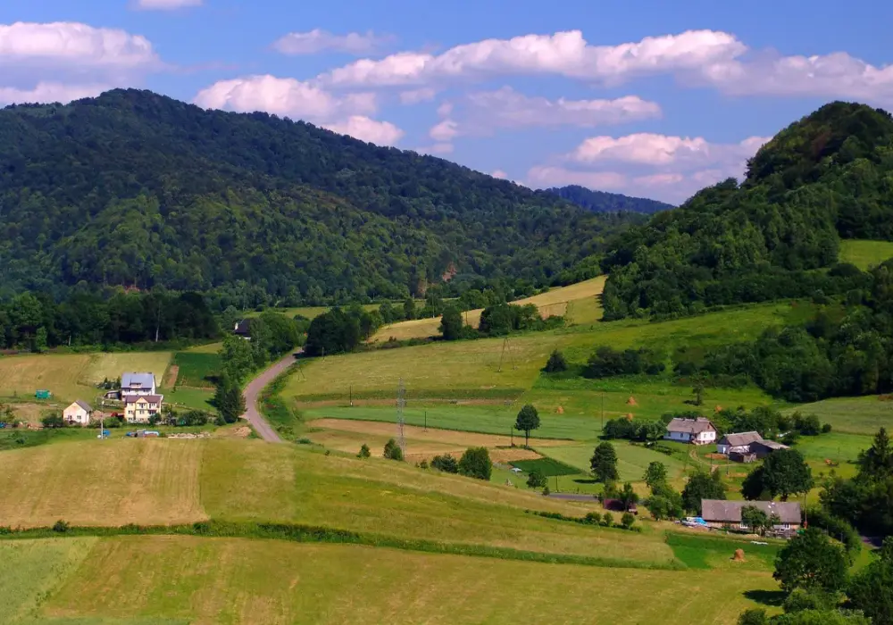 Bukowiec nad Solinką - Jak zwiedzać Bieszczady bez chaosu?