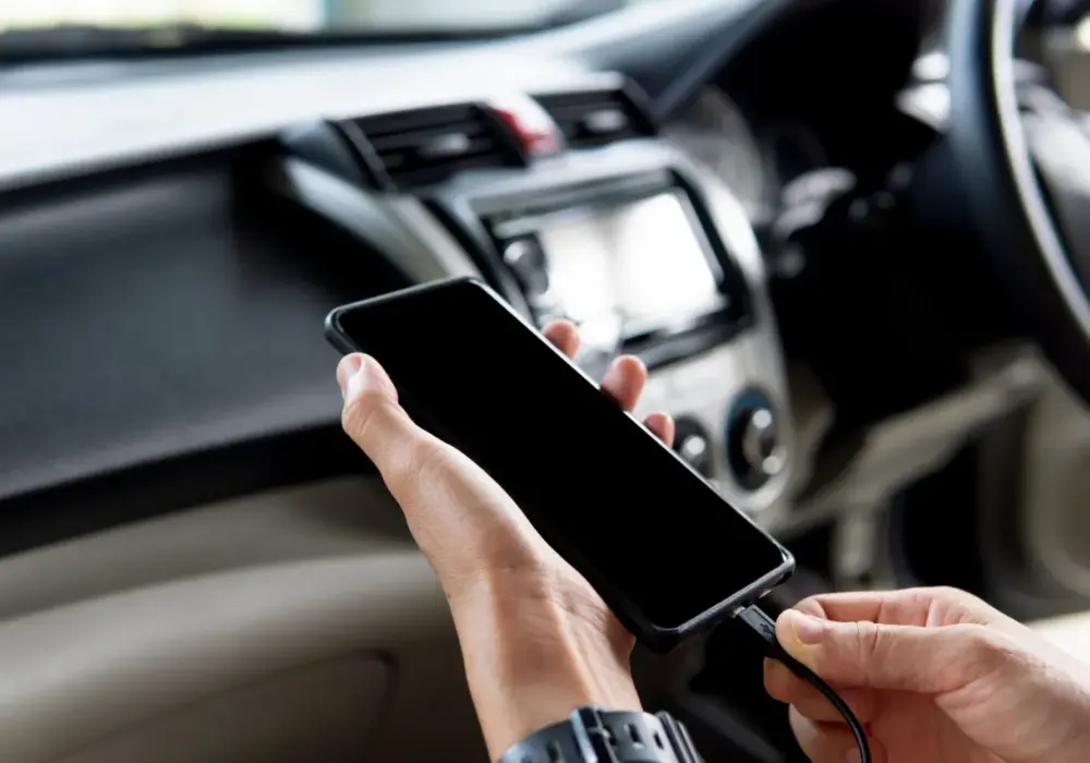 Podłącz iPhone/Android do radia przez USB: Pełny poradnik